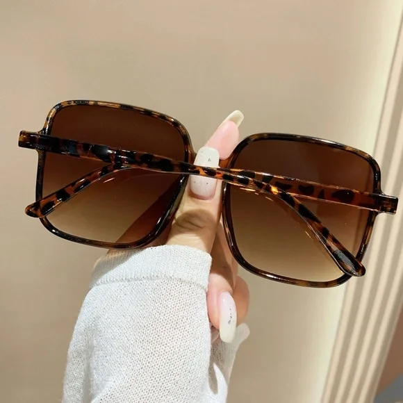 Boho Oversized Square Sunnies Sunglasses - Picture 2 of 5